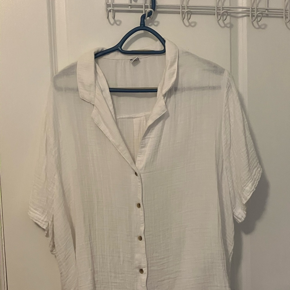 Old Navy White Button Down Shirt with Notched Collar